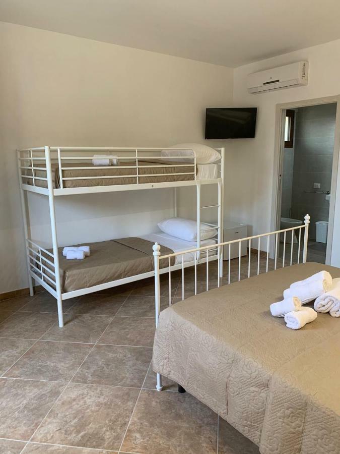 Le Tre Colonne Bed & Breakfast Melendugno Exterior photo
