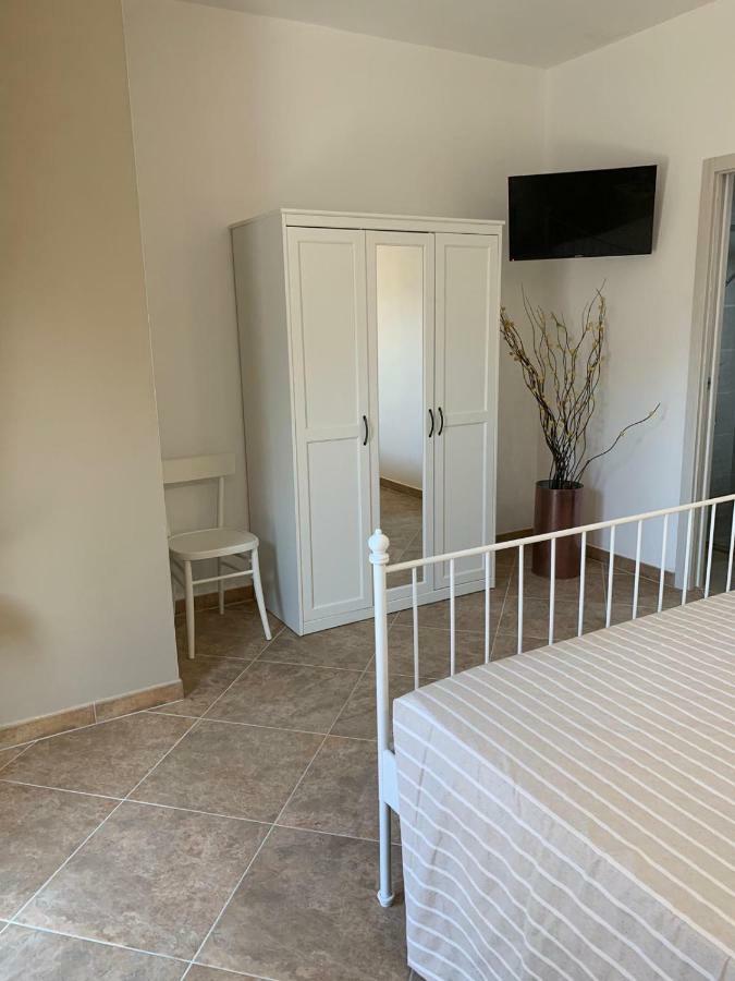 Le Tre Colonne Bed & Breakfast Melendugno Exterior photo